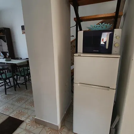 In 38068 バラトンレッレ