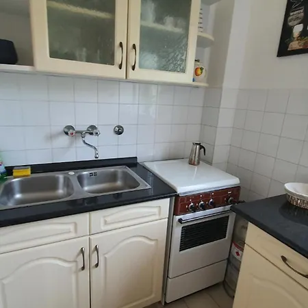 In 38068 * バラトンレッレ